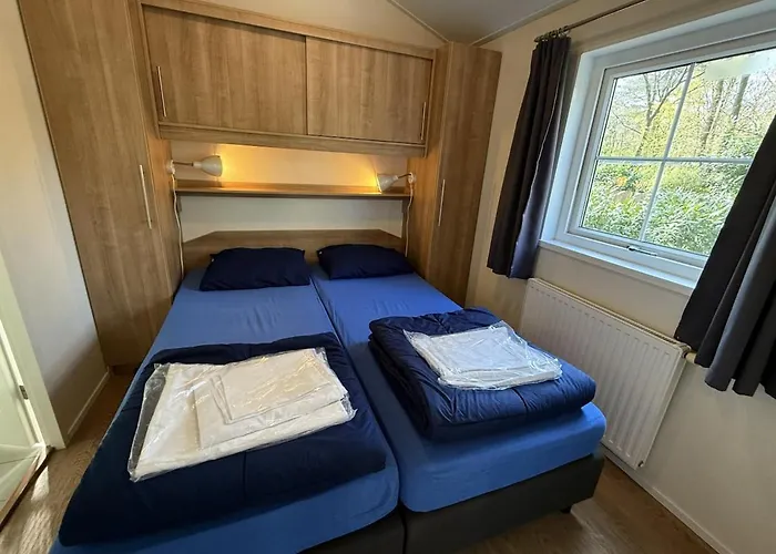 Forest Voor 4 Personen I De Heimolen Chalet Baarle-Nassau